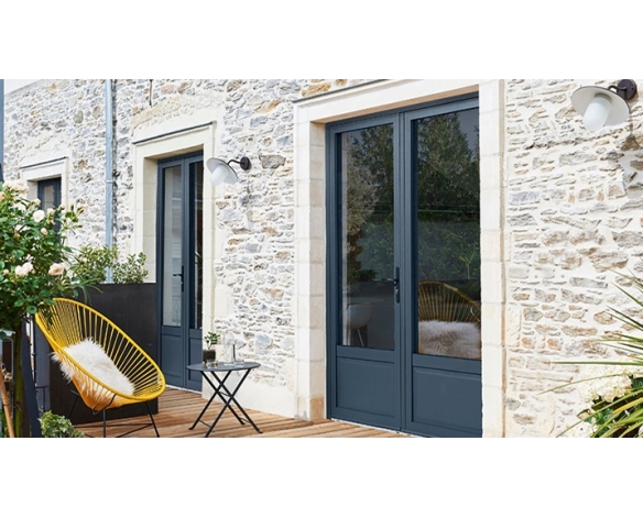 VOLET EXTERIEUR MOTEUR SOLAIRE